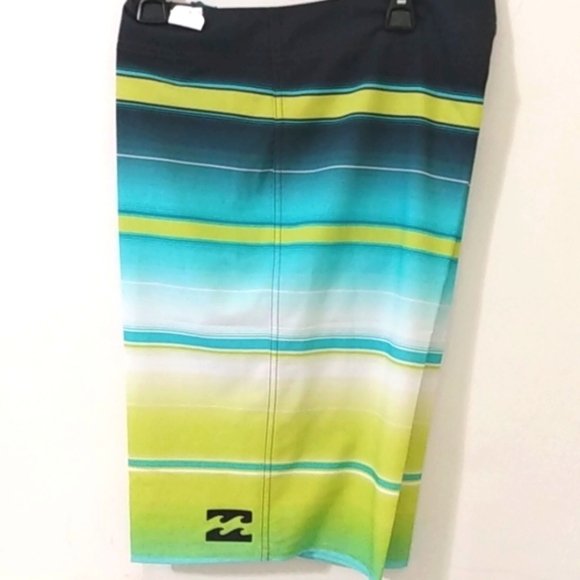 BILLABONG CARGO BLACK LIME STRIPE BOARD SHORTS SWIM TRUNKS SIZE 32 NWT - Picture 3 of 6
